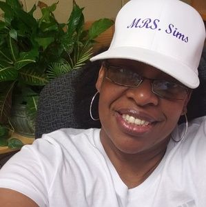 Meet your Posher, Latrina